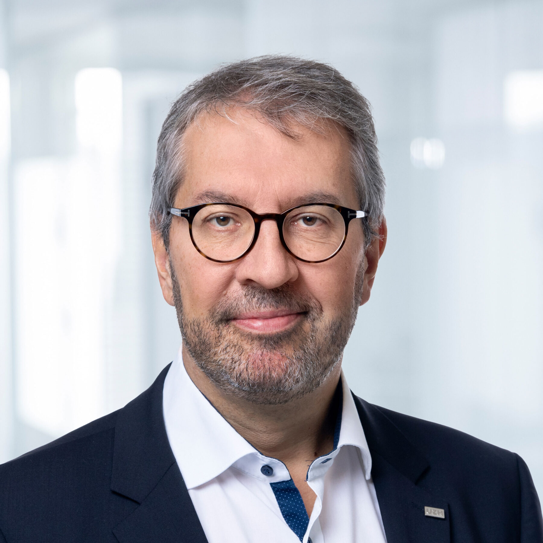 Portraet_Direktor_Direktion_Immobilien_und_Betrieb_Francois_Chapuis